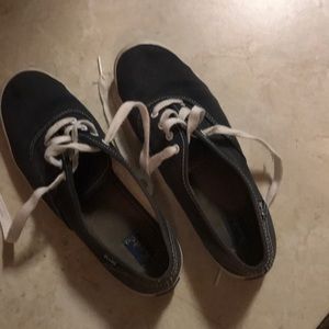 Keds used tennis shoes